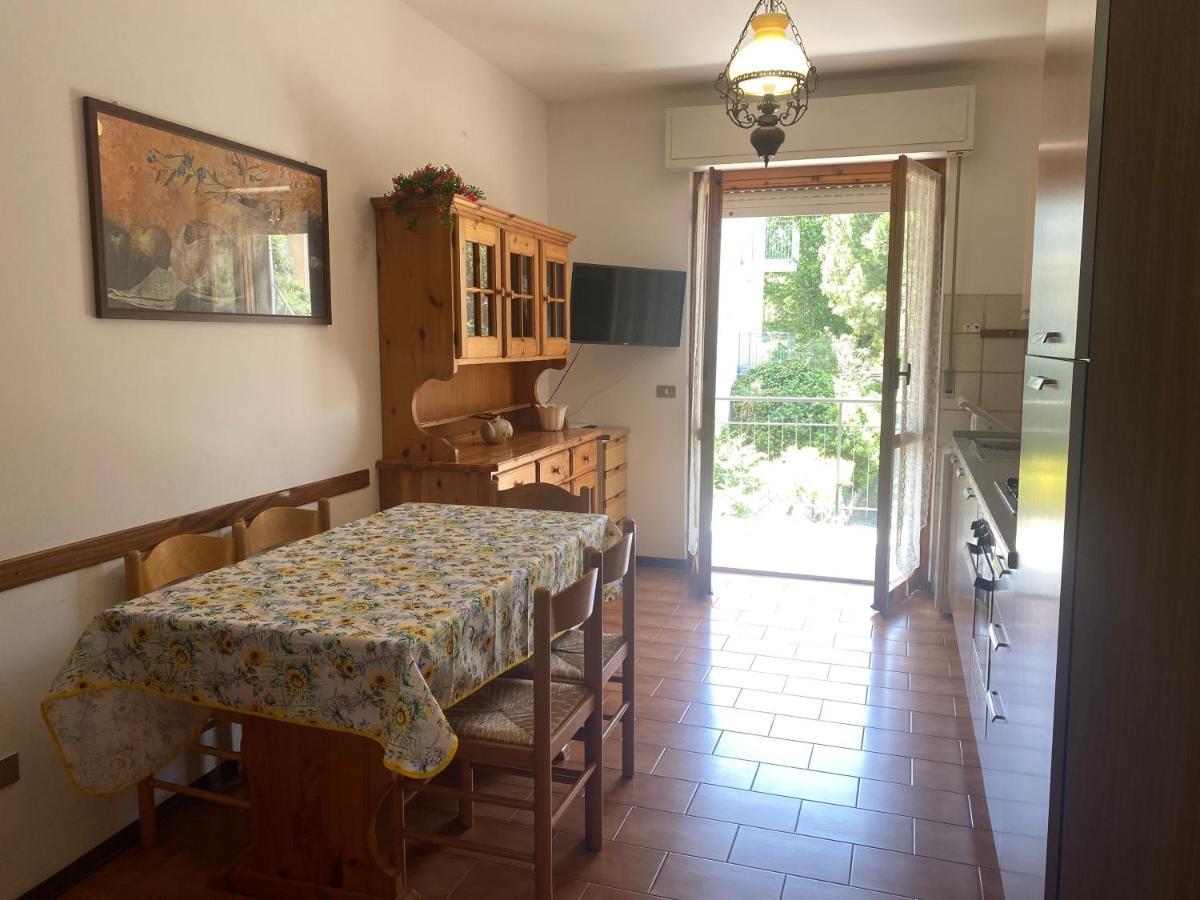 Apartmán Via Pesaro A/C Marcelli Exteriér fotografie
